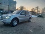 Mercedes-Benz ML 320 2000 годаfor4 100 000 тг. в Алматы