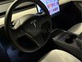 Tesla Model Y 2022 года за 15 900 000 тг. в Алматы – фото 5