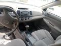 Toyota Camry 2002 годаүшін3 900 000 тг. в Шу – фото 5