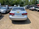 Hyundai Sonata 2007 годаfor25 870 тг. в Караганда – фото 2