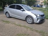 Kia Rio 2021 года за 7 400 000 тг. в Уральск – фото 2