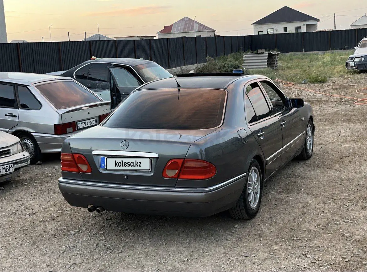 Mercedes-Benz E-Class, 1996