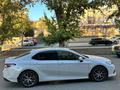 Toyota Camry 2023 годаүшін17 500 000 тг. в Семей – фото 2