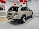 Chevrolet Captiva 2012 года за 4 990 000 тг. в Атырау – фото 3