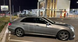 Mercedes-Benz E 400 2015 годаfor14 500 000 тг. в Алматы – фото 4