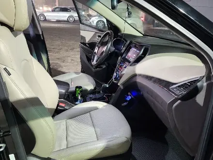 Hyundai Santa Fe 2016 года за 12 000 000 тг. в Астана – фото 10
