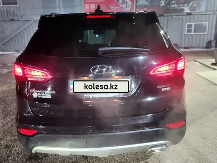 Hyundai Santa Fe 2016 года за 12 000 000 тг. в Астана – фото 4