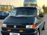 Volkswagen Transporter 1993 годаfor3 450 000 тг. в Астана