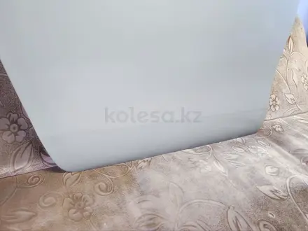 Дверь toyota hilux задняя правая за 80 000 тг. в Уральск – фото 4