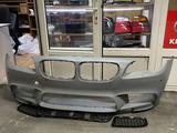 Бампер передний на BMW F10 M за 10 000 тг. в Алматы