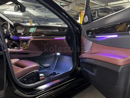 BMW 750 2012 года за 13 000 000 тг. в Алматы – фото 12