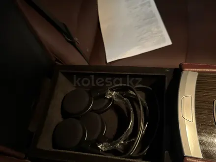 BMW 750 2012 года за 13 000 000 тг. в Алматы – фото 26