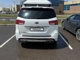 Kia Carnival 2016 года за 14 500 000 тг. в Астана – фото 5