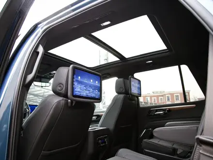 Chevrolet Tahoe 2024 года за 49 490 000 тг. в Алматы – фото 26