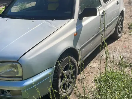 Volkswagen Golf 1996 года за 950 000 тг. в Уральск