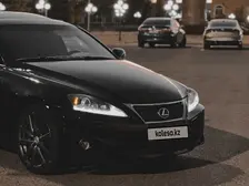 Lexus is-250, 2012