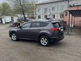 Toyota RAV4 2014 года за 9 500 000 тг. в Актобе – фото 3