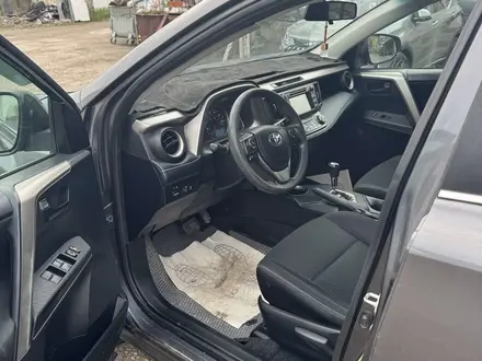 Toyota RAV4 2014 года за 9 500 000 тг. в Актобе – фото 11
