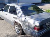 Mercedes-Benz E 200 1990 годаүшін1 250 000 тг. в Кентау