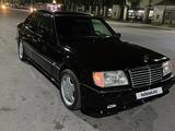 Mercedes-Benz E 320 1993 года за 3 200 000 тг. в Алматы – фото 3