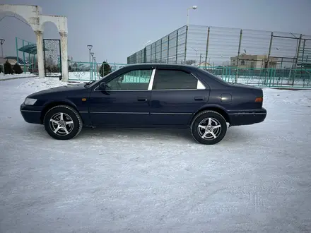 Toyota Camry 1997 года за 3 500 000 тг. в Алматы – фото 3