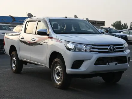 Toyota Hilux 2023 года за 19 700 000 тг. в Алматы