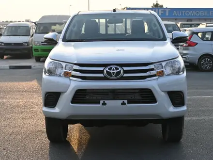 Toyota Hilux 2023 года за 19 700 000 тг. в Алматы – фото 2