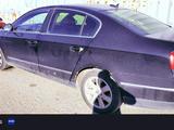 Volkswagen Passat 2005 годаүшін2 800 000 тг. в Костанай – фото 3