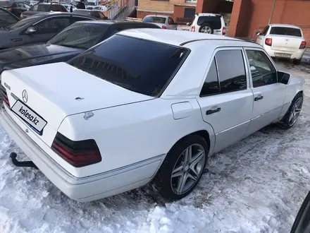 Mercedes-Benz E 200 1995 года за 2 200 000 тг. в Жезказган – фото 6