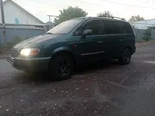 Hyundai Trajet, 2001