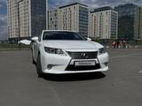 Lexus ES 300h 2013 годаүшін11 700 000 тг. в Астана – фото 5