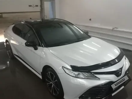 Toyota Camry 2020 года за 16 000 000 тг. в Алматы – фото 4