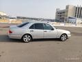 Mercedes-Benz E 200 1999 годаfor3 000 000 тг. в Тараз – фото 2