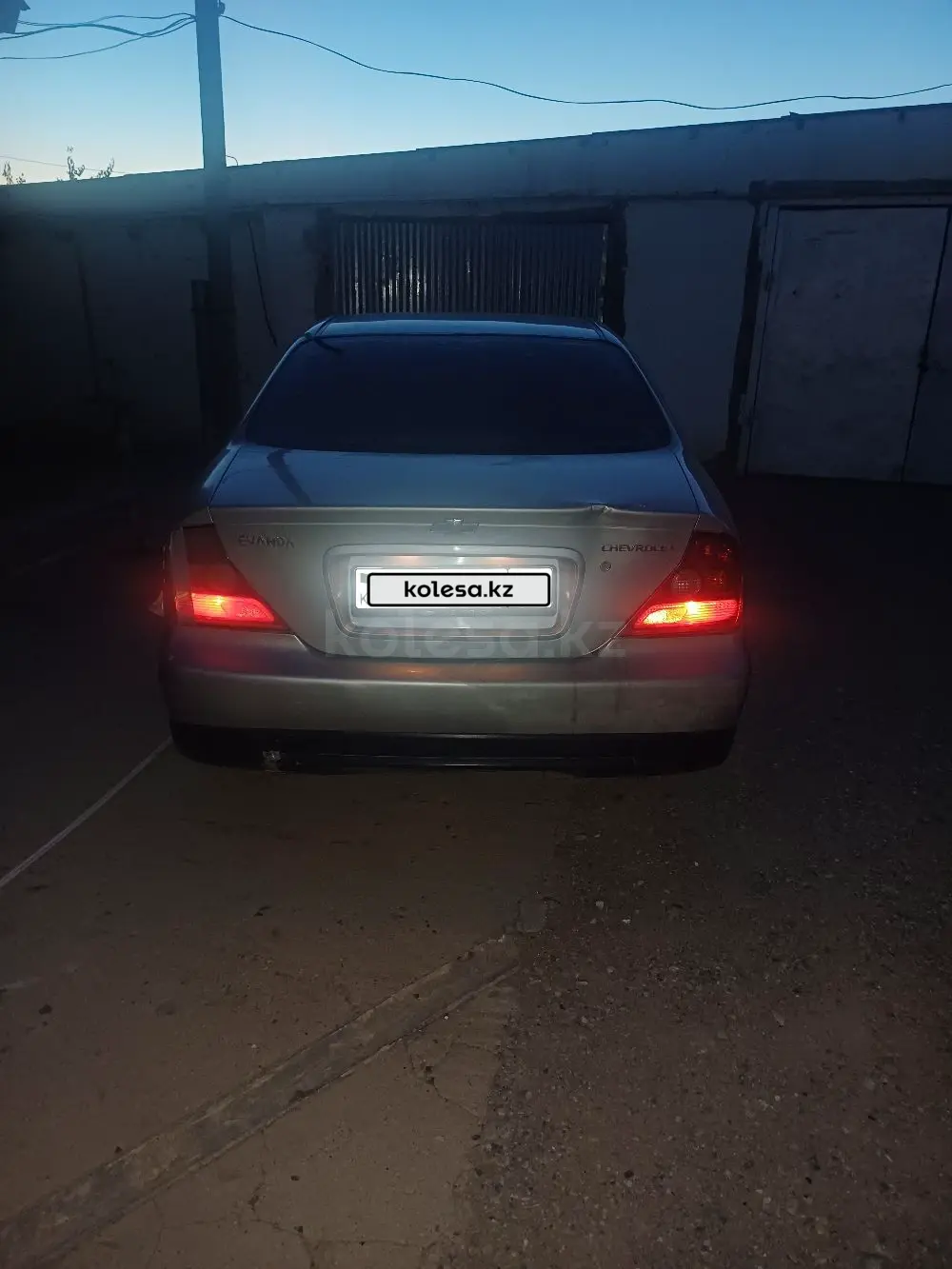 Chevrolet Evanda, 2004