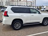 Toyota Land Cruiser Prado 2018 годаfor33 000 000 тг. в Астана – фото 3