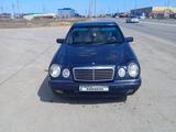 Mercedes-Benz E 230 1998 года за 3 200 000 тг. в Атырау