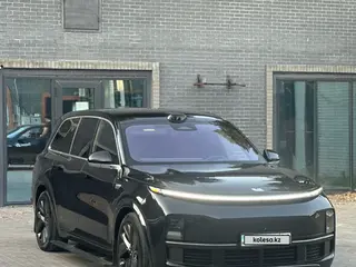 Li L9