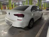 Volkswagen Polo 2022 года за 7 900 000 тг. в Астана