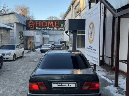 Mercedes-Benz E 280 1996 года за 1 900 000 тг. в Талдыкорган – фото 3