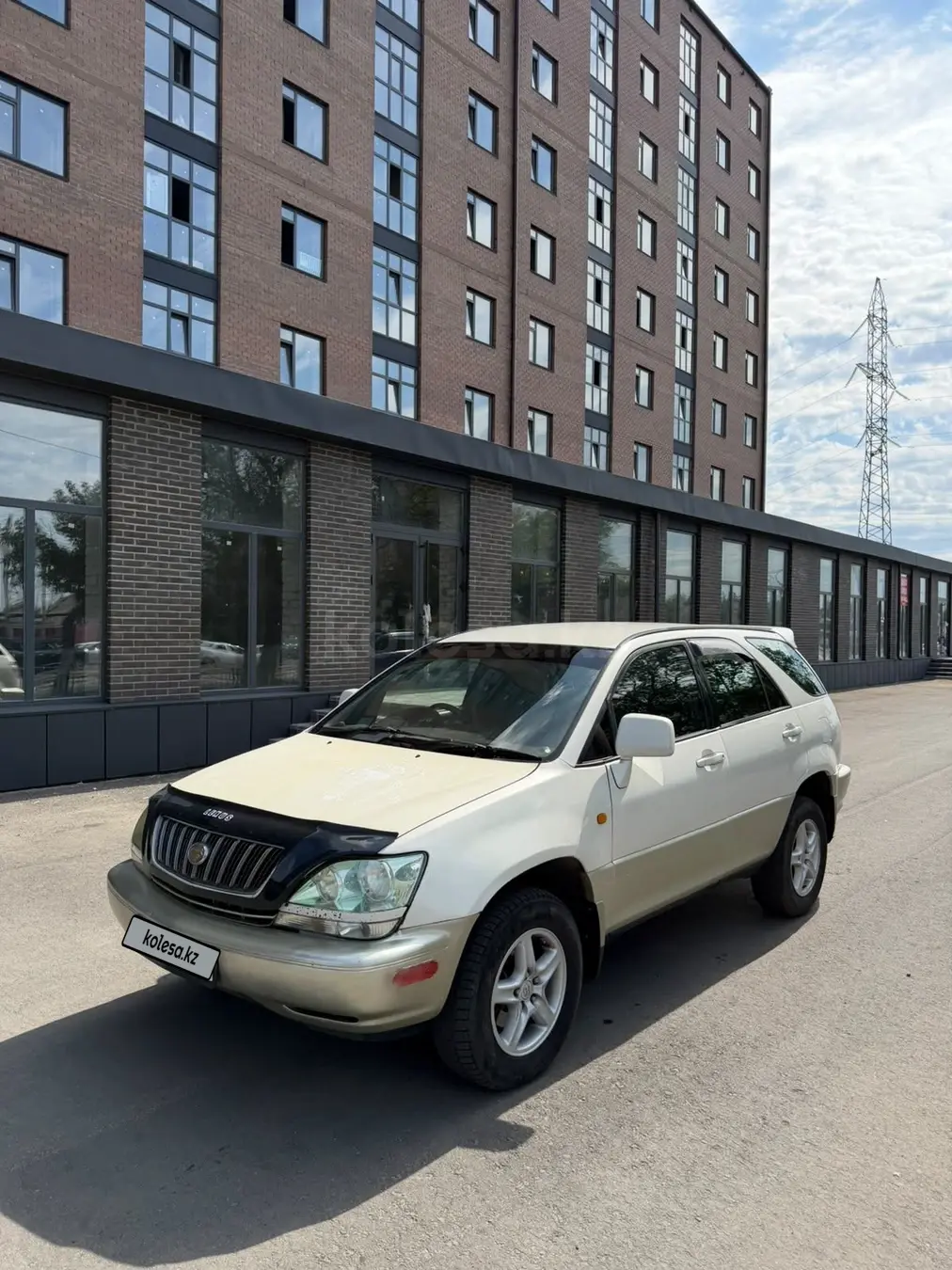 Toyota Harrier, 1998