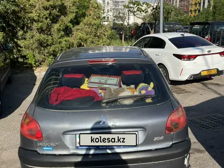 Peugeot 206 2006 года за 1 700 000 тг. в Алматы – фото 2