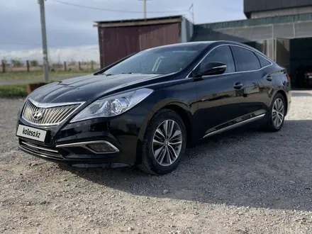 Hyundai Grandeur 2015 года за 7 500 000 тг. в Алматы – фото 2