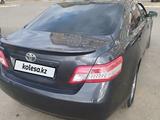 Toyota Camry 2009 года за 6 352 331 тг. в Аксай – фото 2