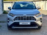 Toyota RAV4 2021 года за 13 700 000 тг. в Усть-Каменогорск – фото 3