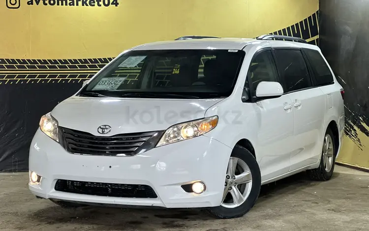 Toyota Sienna 2015 года за 9 300 000 тг. в Актобе