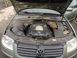 Volkswagen Passat 2002 года за 3 500 000 тг. в Алматы – фото 3