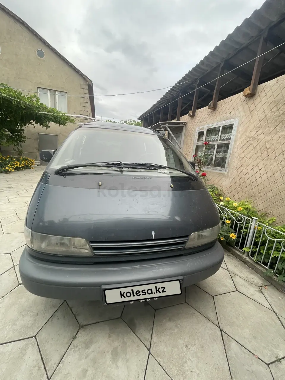 Toyota Previa, 1995