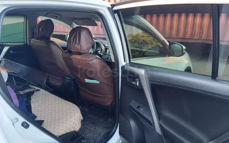 Toyota RAV4 2014 годаүшін10 000 000 тг. в Караганда