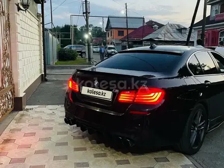 BMW 528 2014 года за 7 800 000 тг. в Алматы