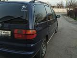 Volkswagen Sharan 1996 годаүшін2 600 000 тг. в Жанатас – фото 5